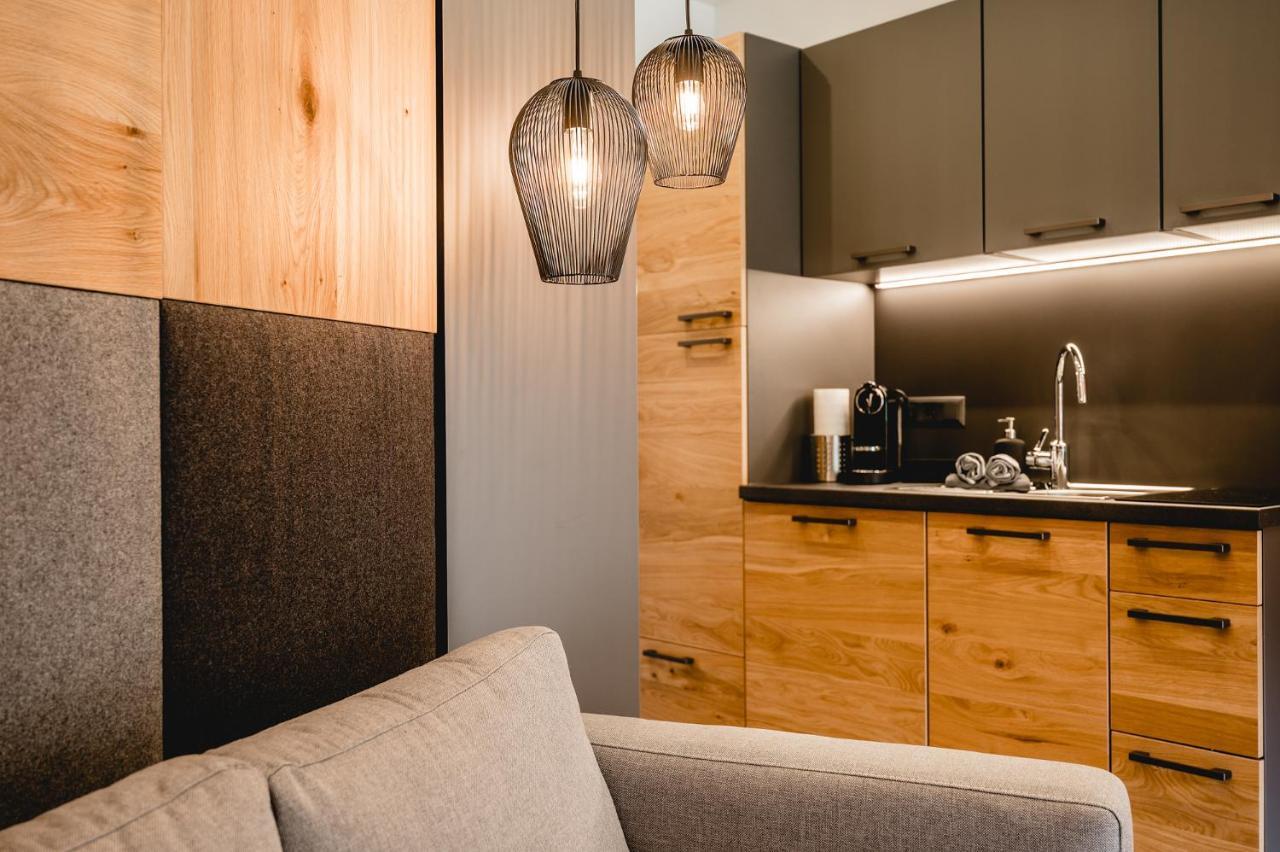 Cabin8 Alpine Flair Apartments بيرتيساو المظهر الخارجي الصورة